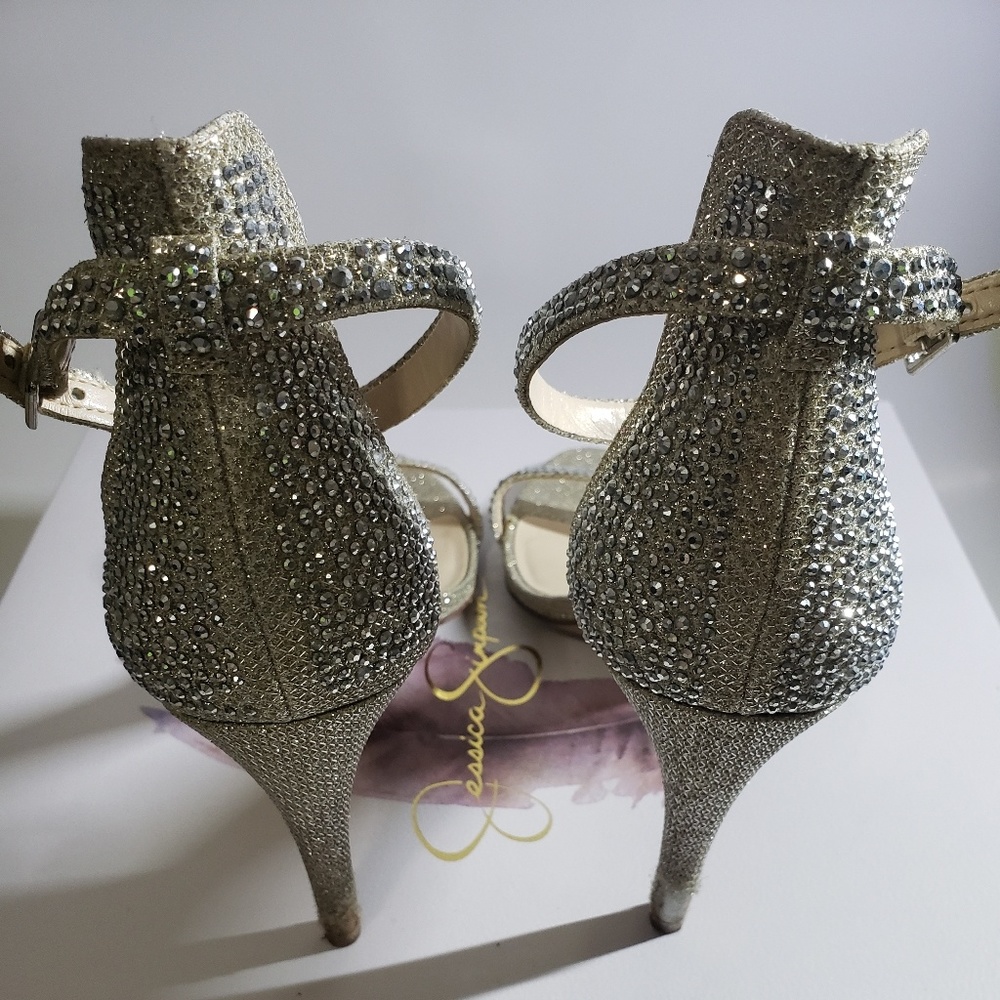 Heels - Picture 2 of 6